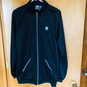 SPLIT: Men’s lightweight jacket